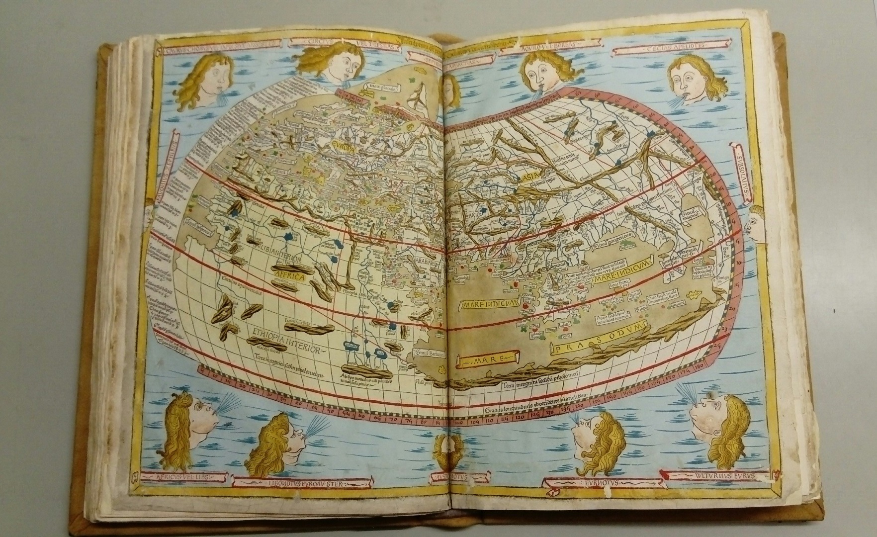 La Cosmographie de Ptolémée (incunable de 1486)